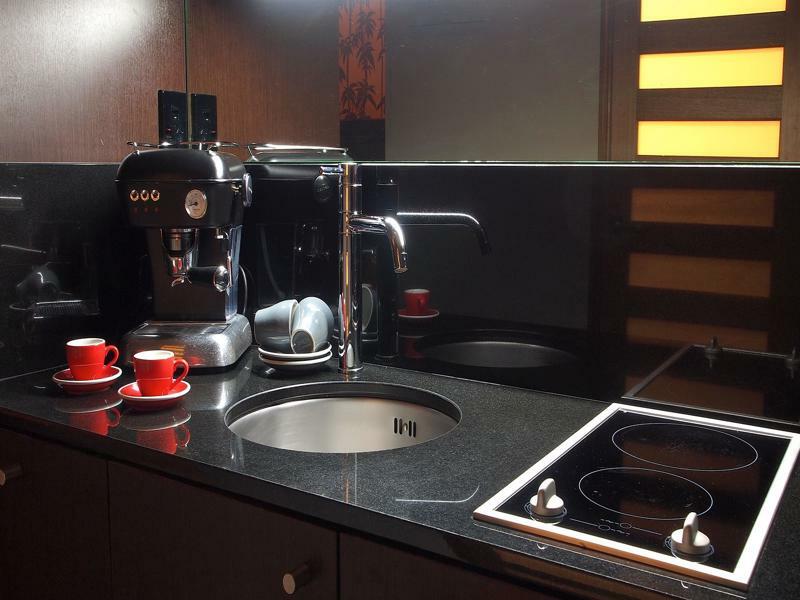 Museum Apartment Hotel, Independent Collection By Evt Wellington Kültér fotó A coffee machine in a kitchen