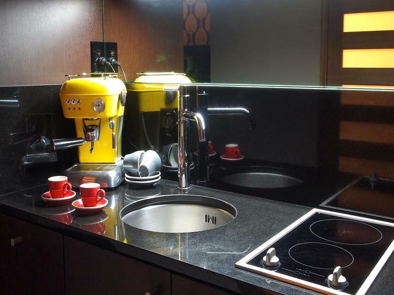 Museum Apartment Hotel, Independent Collection By Evt Wellington Kültér fotó A kitchen with a built-in sink